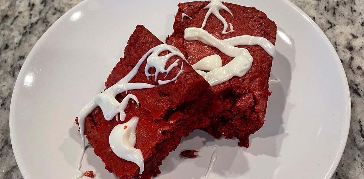 17084 red velvet brownies 1